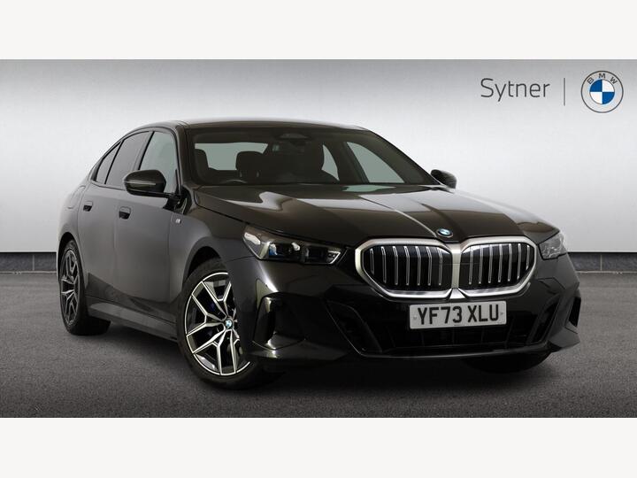 BMW 5 Series 2.0 520i MHT M Sport Steptronic Euro 6 (s/s) 4dr BMW 5 Series 2.0 520i MHT M Sport Steptronic Euro 6 (s/s) 4dr