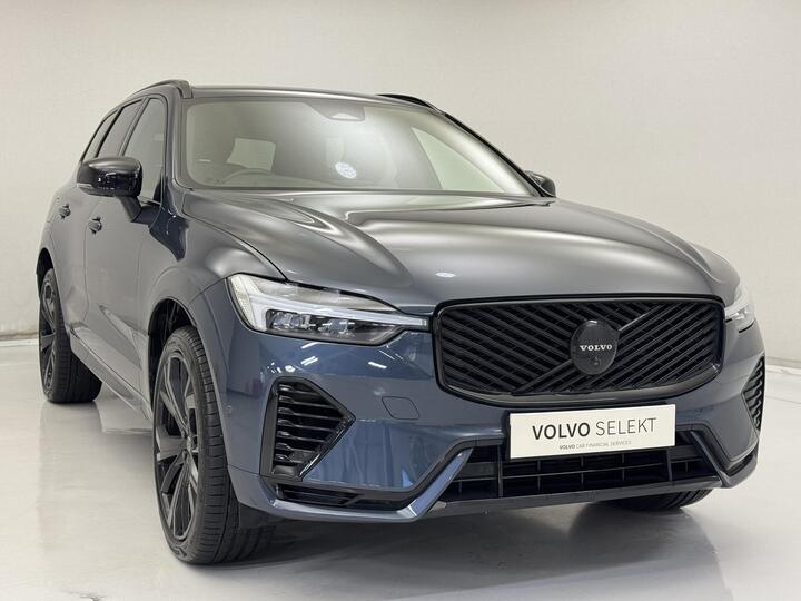 Volvo XC60 2.0 T6 18.8kWh Plus Black Edition Auto AWD Euro 6 (s/s) 5dr
