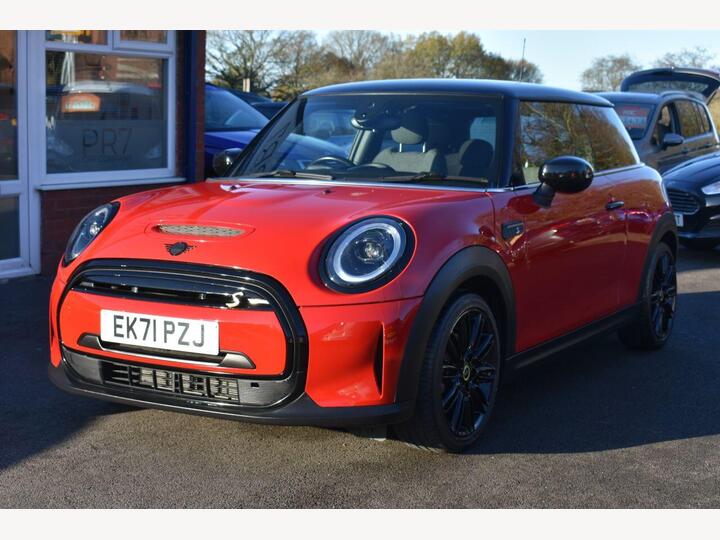 MINI Electric Hatch Cooper SE 32.6kWh Level 2 Auto 3dr