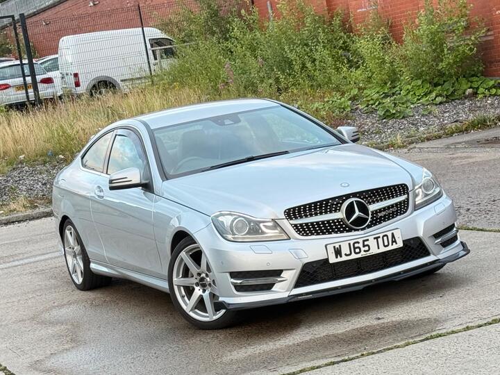 Mercedes-Benz C Class 2.1 C220 CDI AMG Sport Edition G-Tronic+ Euro 5 (s/s) 2dr