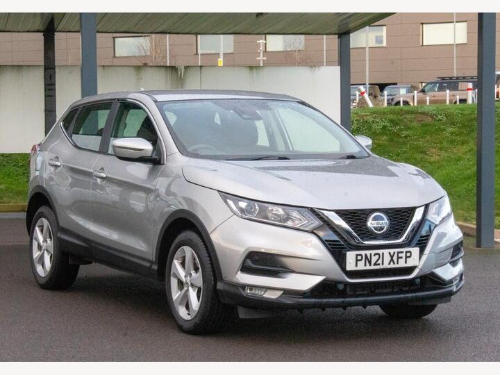 Nissan Qashqai 1.3 DIG-T Acenta Premium Euro 6 (s/s) 5dr