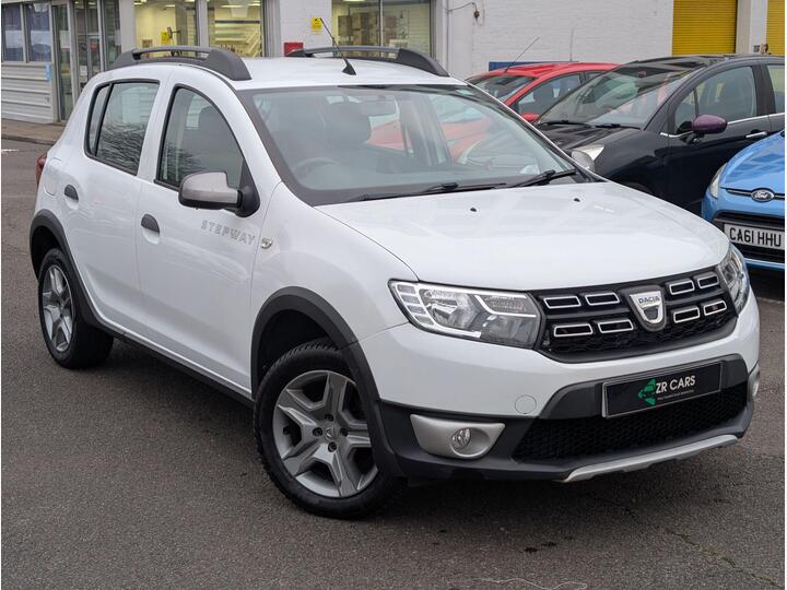 Dacia Sandero Stepway 0.9 TCe Comfort Euro 6 (s/s) 5dr Dacia Sandero Stepway 0.9 TCe Comfort Euro 6 (s/s) 5dr