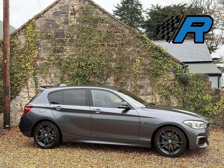 BMW 1 Series 3.0 M140i Shadow Edition Auto Euro 6 (s/s) 5dr BMW 1 Series 3.0 M140i Shadow Edition Auto Euro 6 (s/s) 5dr