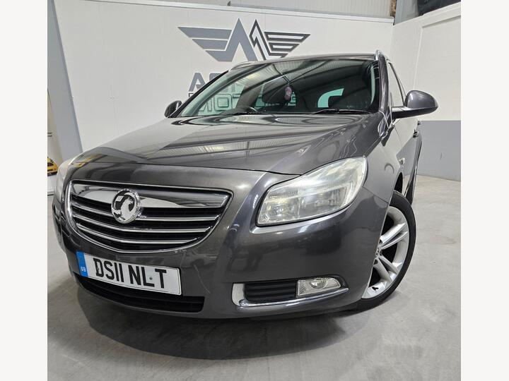 Vauxhall Insignia 2.0 CDTi SRi Nav Sports Tourer Auto Euro 5 5dr Vauxhall Insignia 2.0 CDTi SRi Nav Sports Tourer Auto Euro 5 5dr