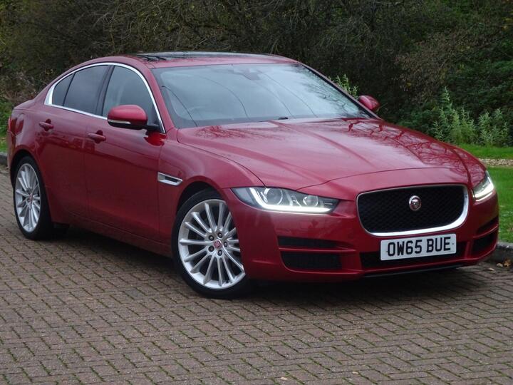 Jaguar XE 2.0d Portfolio Auto Euro 6 (s/s) 4dr