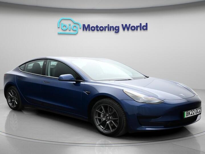 Tesla Model 3 Standard Range Plus Auto RWD 4dr