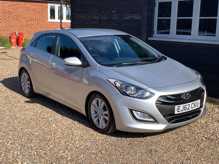 Hyundai I30 1.6 CRDi Blue Drive Style Nav Euro 5 (s/s) 5dr