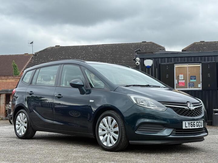 Vauxhall Zafira Tourer 1.4i Turbo Design Euro 6 5dr Vauxhall Zafira Tourer 1.4i Turbo Design Euro 6 5dr