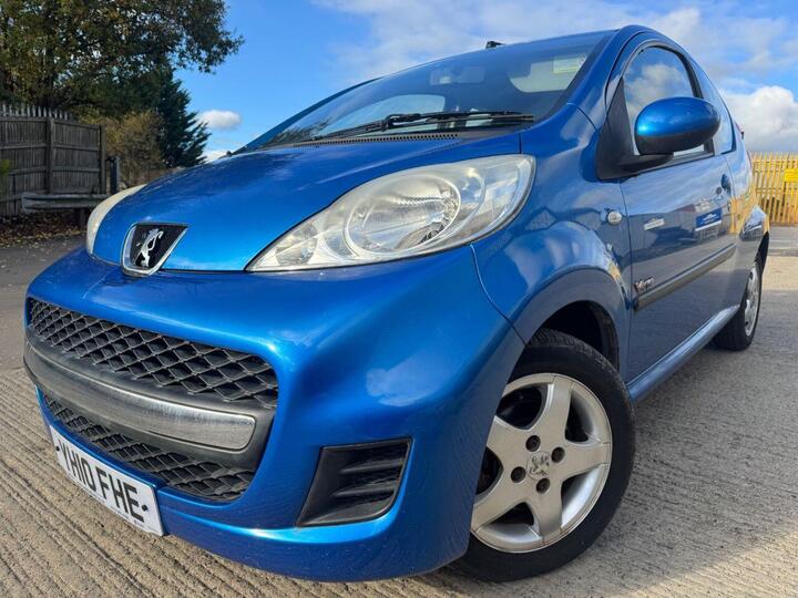 Peugeot 107 1.0 12V Verve Euro 4 3dr Peugeot 107 1.0 12V Verve Euro 4 3dr