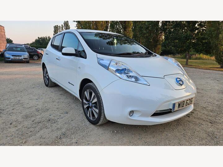 Nissan Leaf 24kWh Tekna Auto 5dr