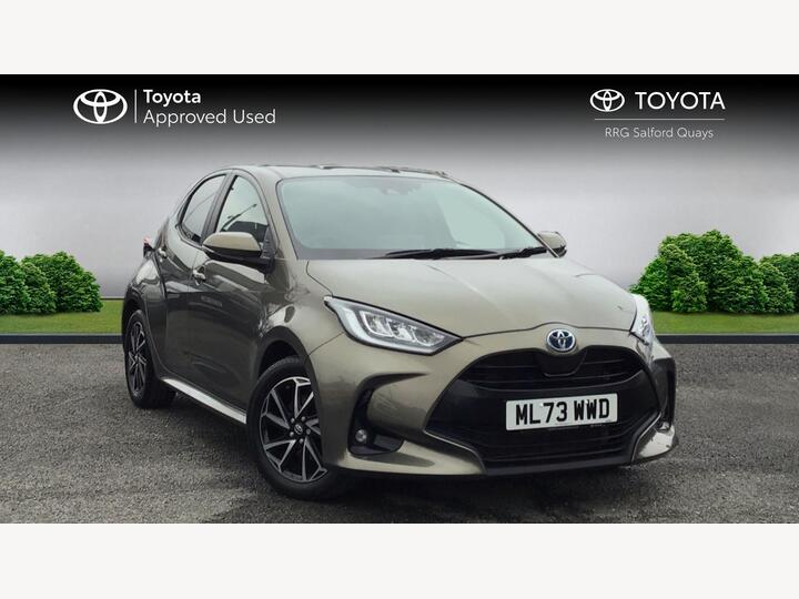 Toyota Yaris 1.5 VVT-h Design E-CVT Euro 6 (s/s) 5dr