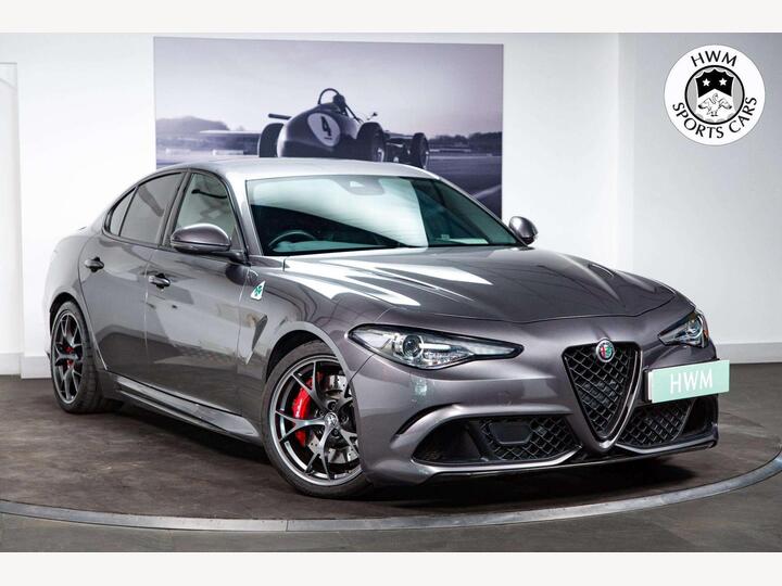 Alfa Romeo Giulia 2.9 V6 Bi-Turbo Quadrifoglio Auto Euro 6 (s/s) 4dr Alfa Romeo Giulia 2.9 V6 Bi-Turbo Quadrifoglio Auto Euro 6 (s/s) 4dr