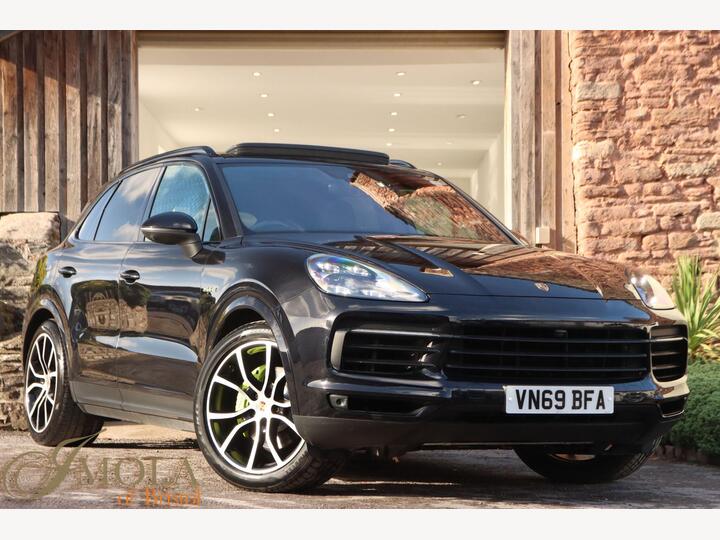 Porsche Cayenne 3.0 V6 E-Hybrid 14.1kWh TiptronicS 4WD Euro 6 (s/s) 5dr (3.6kW Charger)