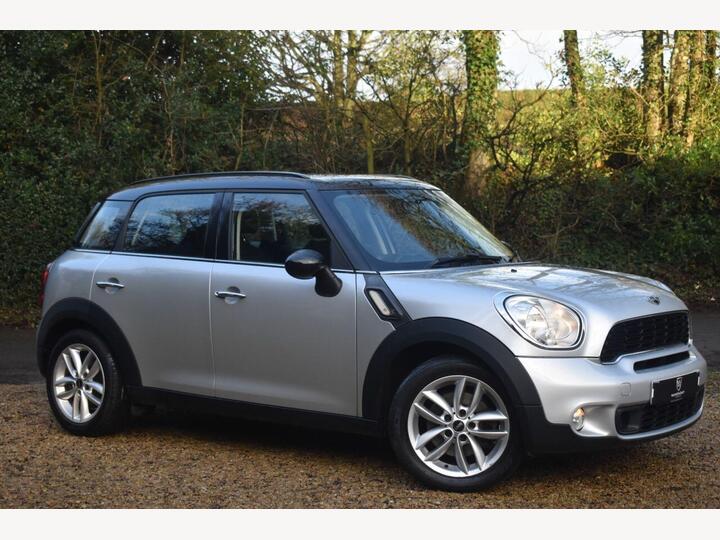MINI COUNTRYMAN 1.6 Cooper S Auto Euro 5 5dr MINI COUNTRYMAN 1.6 Cooper S Auto Euro 5 5dr