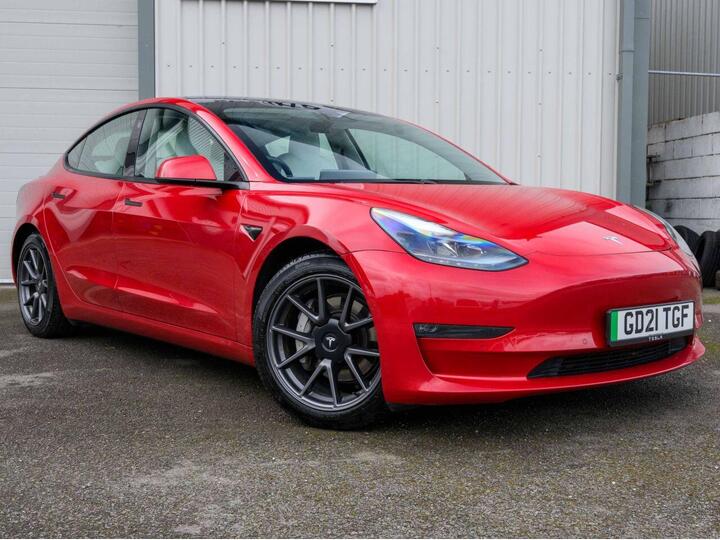 Tesla Model 3 (Dual Motor) Long Range Auto 4WDE 4dr