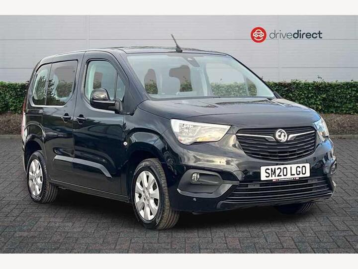 Vauxhall COMBO LIFE 1.2 Turbo Energy Euro 6 (s/s) 5dr (7 Seat) Vauxhall COMBO LIFE 1.2 Turbo Energy Euro 6 (s/s) 5dr (7 Seat)