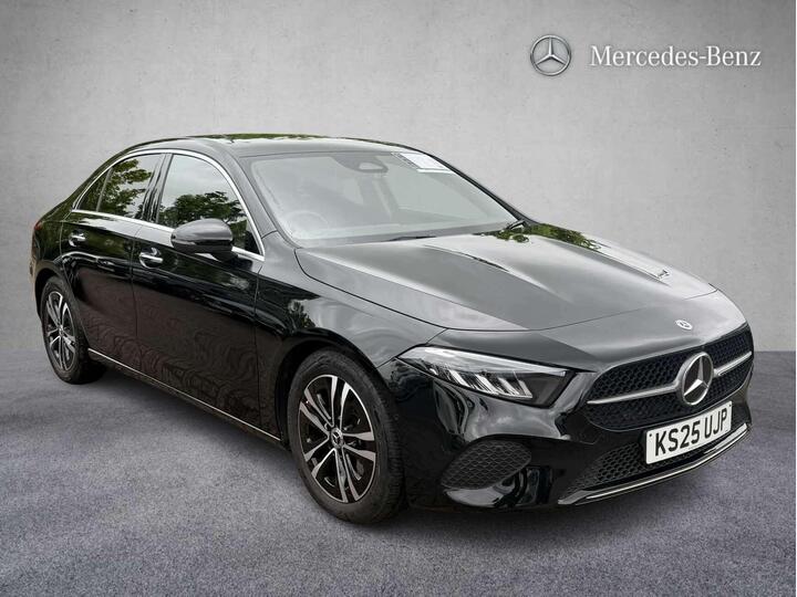 Mercedes-Benz A Class 1.3 A200h MHEV Sport (Executive) 7G-DCT Euro 6 (s/s) 4dr