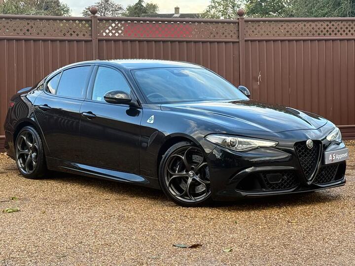 Alfa Romeo Giulia 2.9 V6 Bi-Turbo Quadrifoglio Auto Euro 6 (s/s) 4dr