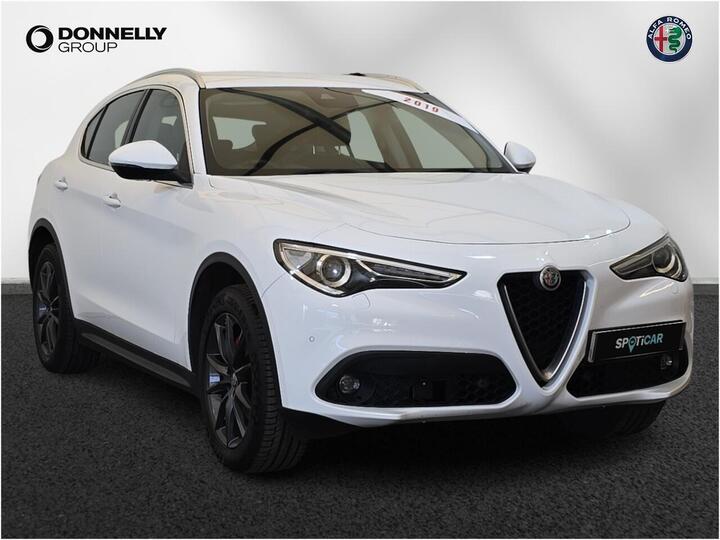 Alfa Romeo Stelvio 2.2 TD Speciale Auto Q4 AWD Euro 6 (s/s) 5dr