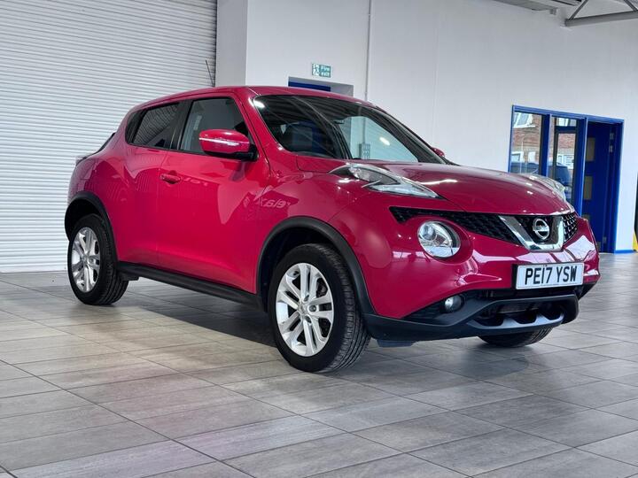 Nissan Juke 1.2 DIG-T N-Connecta Euro 6 (s/s) 5dr Nissan Juke 1.2 DIG-T N-Connecta Euro 6 (s/s) 5dr