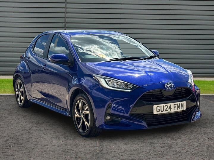 Toyota Yaris 1.5 VVT-h Design E-CVT Euro 6 (s/s) 5dr