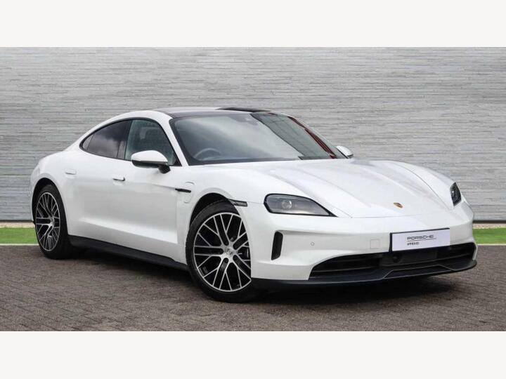 Porsche Taycan Performance Plus 105kWh Auto RWD 4dr (11kW Charger)