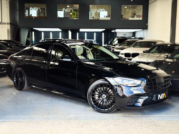 Mercedes-Benz S-CLASS 3.0 S500Lh MHEV AMG Line (Premium Plus, Executive) G-Tronic+ 4MATIC Euro 6 (s/s) 4dr Mercedes-Benz S-CLASS 3.0 S500Lh MHEV AMG Line (Premium Plus, Executive) G-Tronic+ 4MATIC Euro 6 (s/s) 4dr