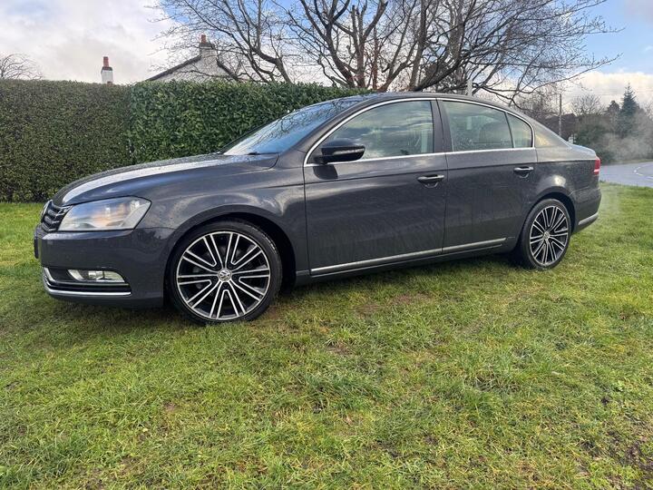 Volkswagen Passat 1.4 TSI BlueMotion Tech SE Euro 5 (s/s) 4dr