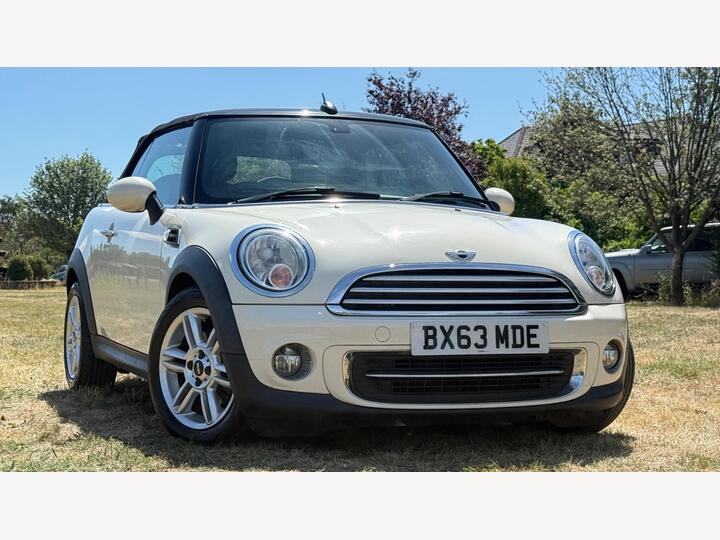 MINI Convertible 1.6 Cooper Euro 6 (s/s) 2dr