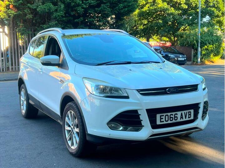 Ford Kuga 2.0 TDCi Titanium Powershift AWD Euro 6 (s/s) 5dr
