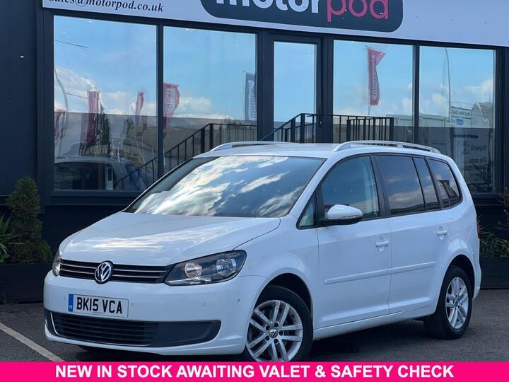 Volkswagen TOURAN 2.0 TDI BlueMotion Tech SE DSG Euro 5 (s/s) 5dr Volkswagen TOURAN 2.0 TDI BlueMotion Tech SE DSG Euro 5 (s/s) 5dr