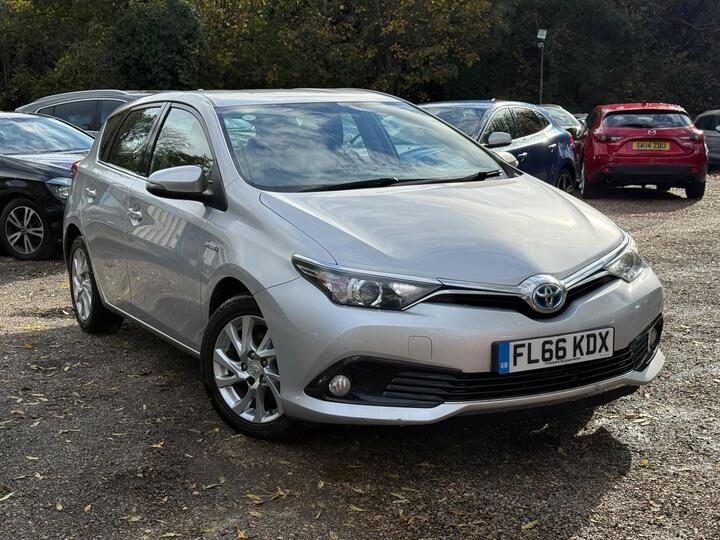 Toyota Auris 1.8 VVT-h Icon CVT Euro 6 (s/s) 5dr Toyota Auris 1.8 VVT-h Icon CVT Euro 6 (s/s) 5dr