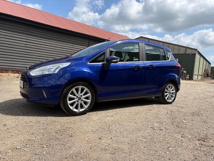 Ford B-Max 1.0T EcoBoost Titanium Euro 5 5dr