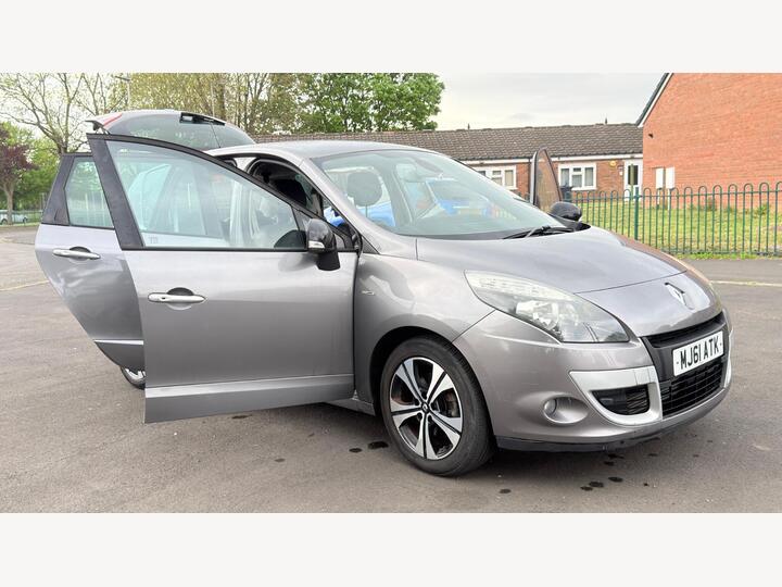 Renault Scenic 1.5 DCi Dynamique TomTom EDC Euro 5 5dr