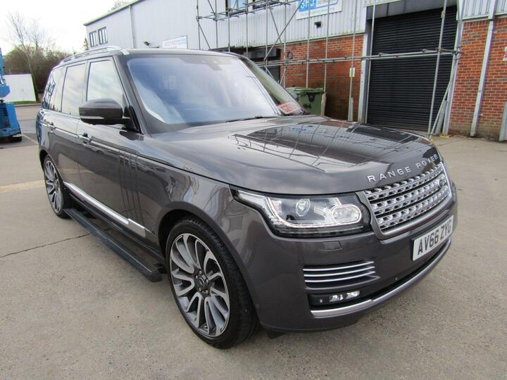 Land Rover Range Rover 3.0 TD V6 Autobiography Auto 4WD Euro 6 (s/s) 5dr
