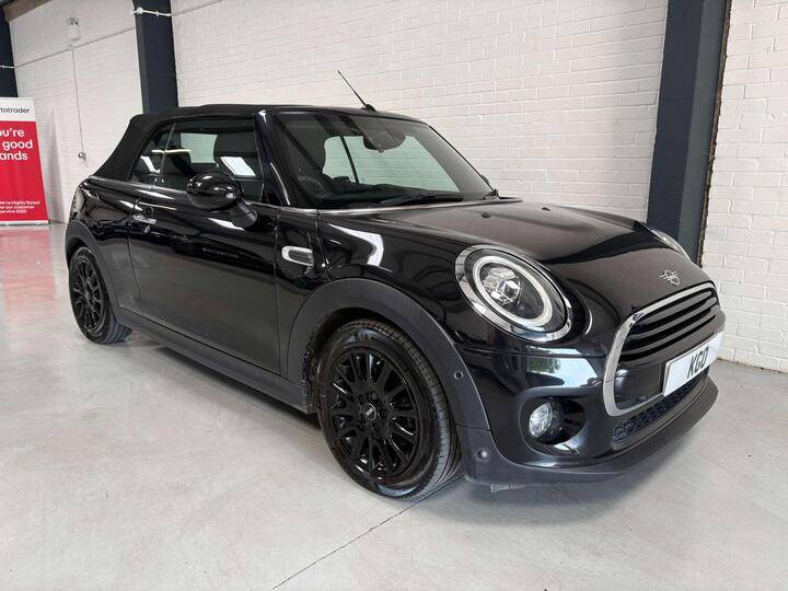 MINI CONVERTIBLE 1.5 Cooper Classic Euro 6 (s/s) 2dr