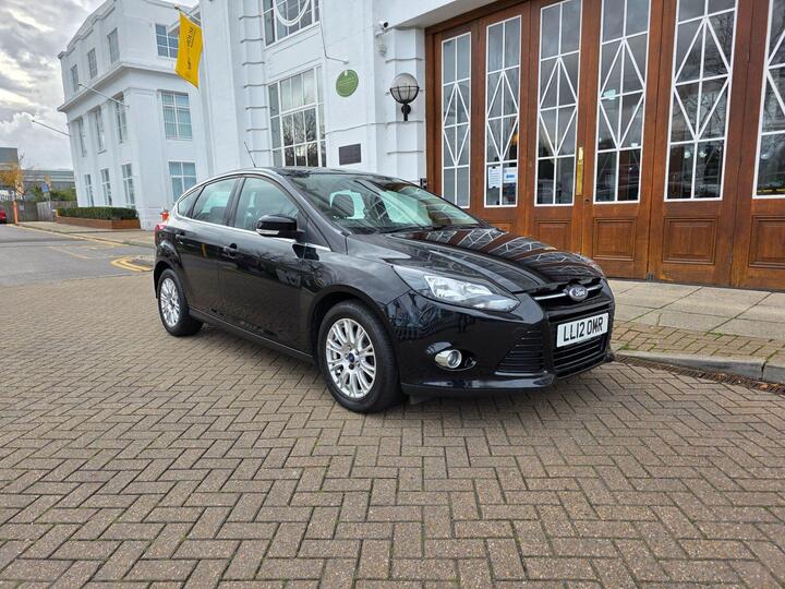 Ford Focus 1.6 Titanium Powershift Euro 5 5dr