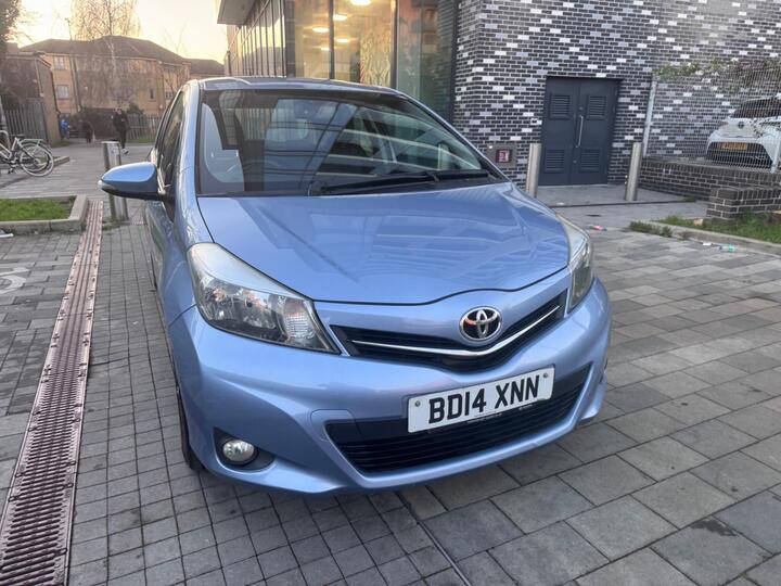 Toyota Yaris 1.33 Dual VVT-i Icon Plus Multidrive S Euro 5 5dr