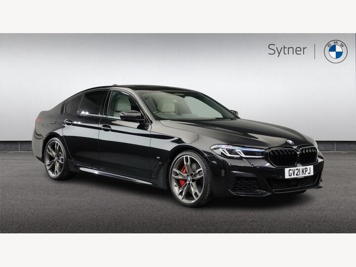 BMW 5 Series 4.4 M550i V8 Steptronic XDrive Euro 6 (s/s) 4dr