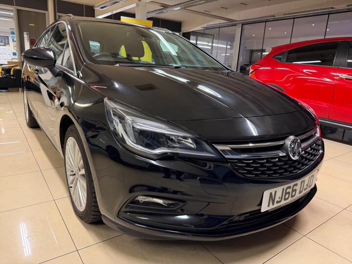 Vauxhall Astra 1.6 CDTi BlueInjection Elite Nav Sports Tourer Euro 6 (s/s) 5dr