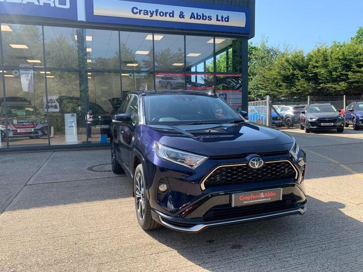 Toyota RAV4 2.5 VVT 18.1kWh Dynamic CVT 4WD Euro 6 (s/s) 5dr Toyota RAV4 2.5 VVT 18.1kWh Dynamic CVT 4WD Euro 6 (s/s) 5dr