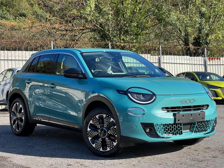 Fiat 600 1.2 MHEV La Prima E-DCT Euro 6 (s/s) 5dr