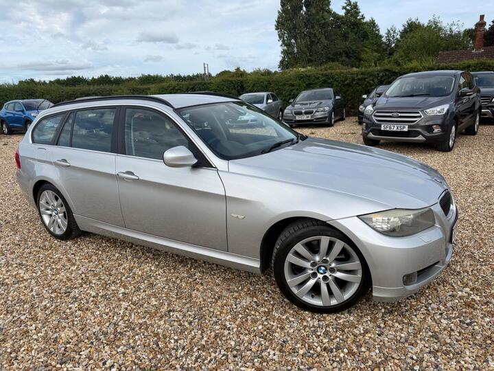 BMW 3 Series 3.0 325i SE Touring Steptronic Euro 5 5dr