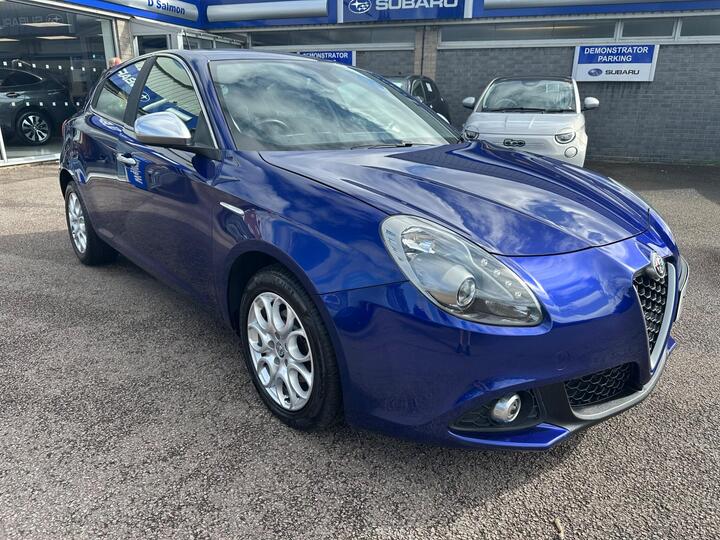 Alfa Romeo Giulietta 1.6 JTDM-2 Super TCT Euro 6 (s/s) 5dr Alfa Romeo Giulietta 1.6 JTDM-2 Super TCT Euro 6 (s/s) 5dr