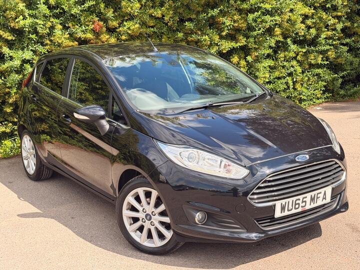 Ford Fiesta 1.0T EcoBoost Titanium Euro 6 (s/s) 5dr