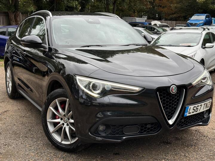 Alfa Romeo Stelvio 2.2 TD Speciale Auto Q4 AWD Euro 6 (s/s) 5dr Alfa Romeo Stelvio 2.2 TD Speciale Auto Q4 AWD Euro 6 (s/s) 5dr