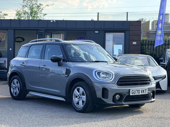 MINI Countryman 1.5 Cooper Classic Euro 6 (s/s) 5dr MINI Countryman 1.5 Cooper Classic Euro 6 (s/s) 5dr