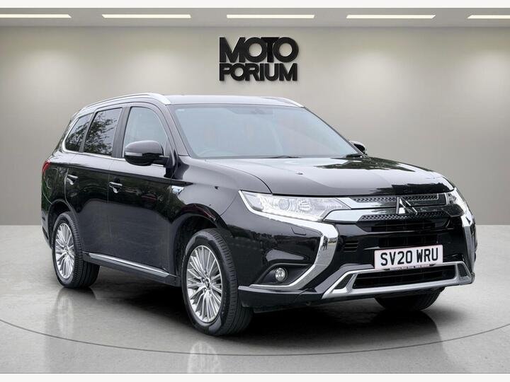 Mitsubishi Outlander 2.4h TwinMotor 13.8kWh Design CVT 4WD Euro 6 (s/s) 5dr