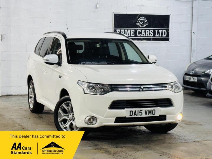Mitsubishi Outlander 2.0h 12kWh GX3h CVT 4WD Euro 5 (s/s) 5dr Mitsubishi Outlander 2.0h 12kWh GX3h CVT 4WD Euro 5 (s/s) 5dr