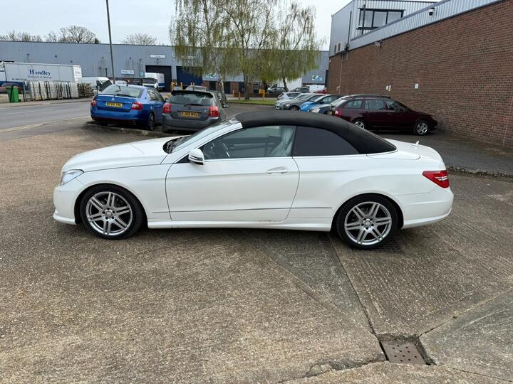 Mercedes-Benz E Class 3.0 E350 CDI V6 BlueEfficiency Sport Cabriolet G-Tronic Euro 5 2dr